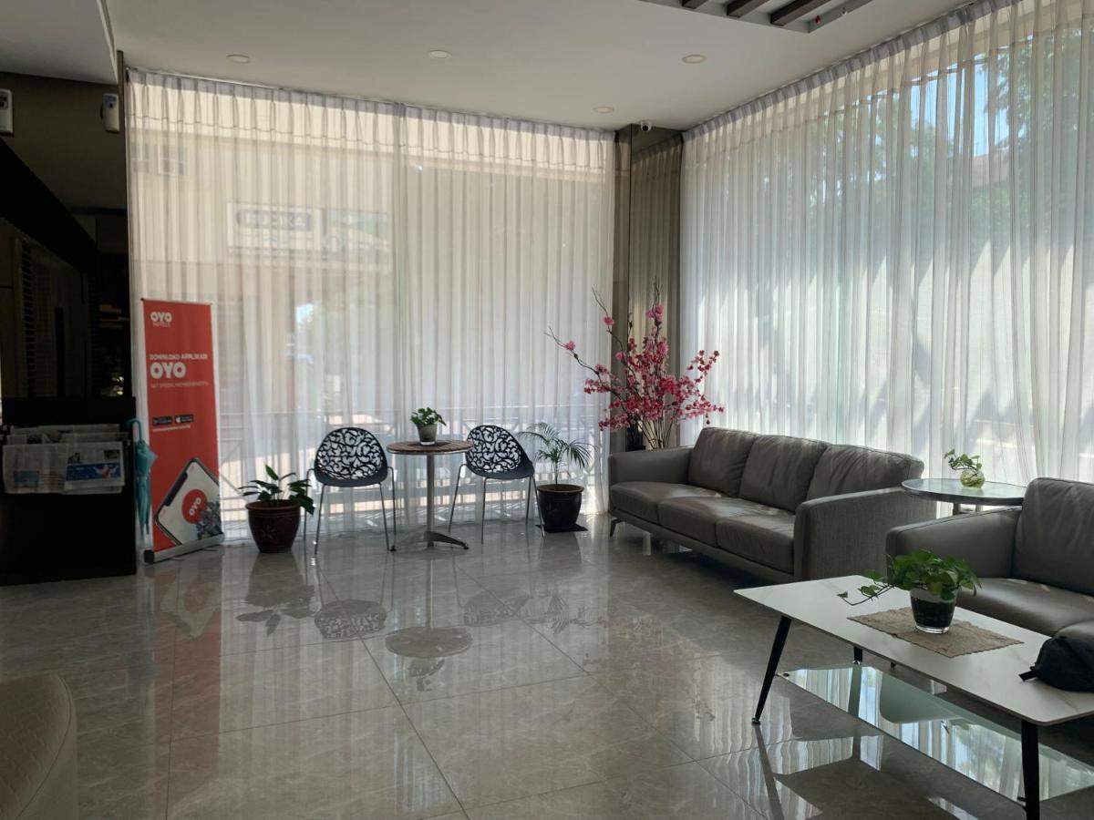 Oyo 676 Hotel Osaka Batam Εξωτερικό φωτογραφία